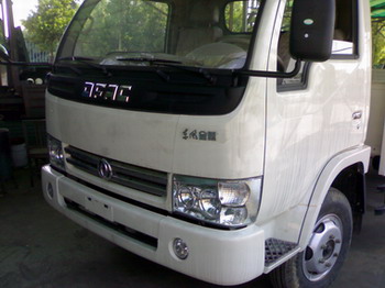 楚胜牌CSC5071GSS3型洒水车