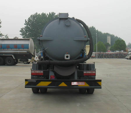 楚胜牌CSC5100GXW型吸污车