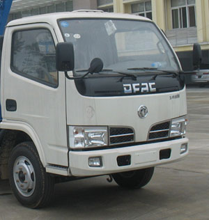 楚胜牌CSC5052GXW3型吸污车