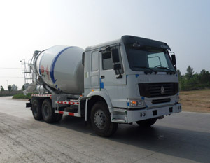 楚胜牌CSC5257GJBZ型混凝土搅拌运输车