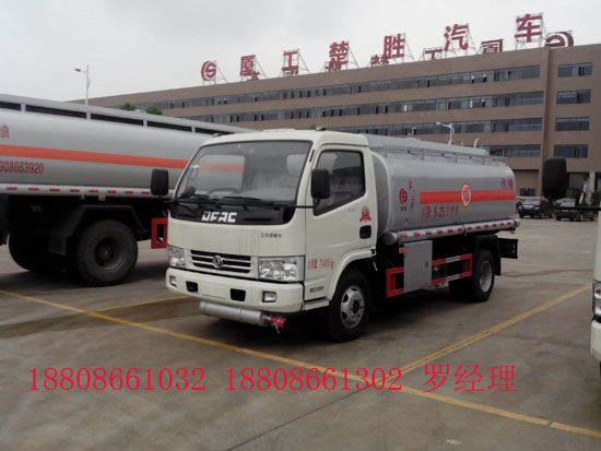 东风多利卡运油车或加油车