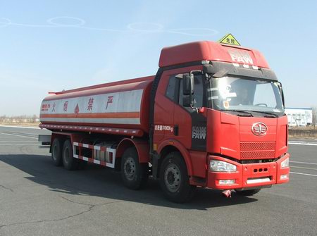 解放J6正宗国四25吨油罐车