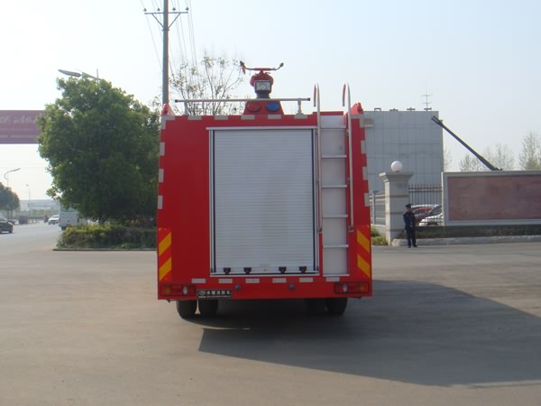 东风天锦水罐消防车