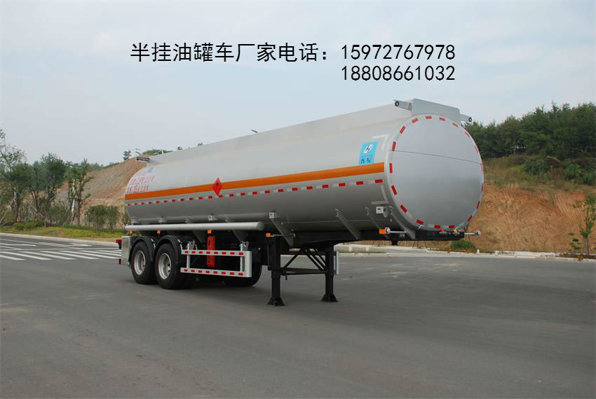 油罐车图片
