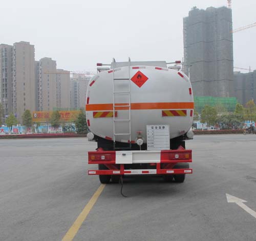 陕汽奥龙后八轮油罐车价格