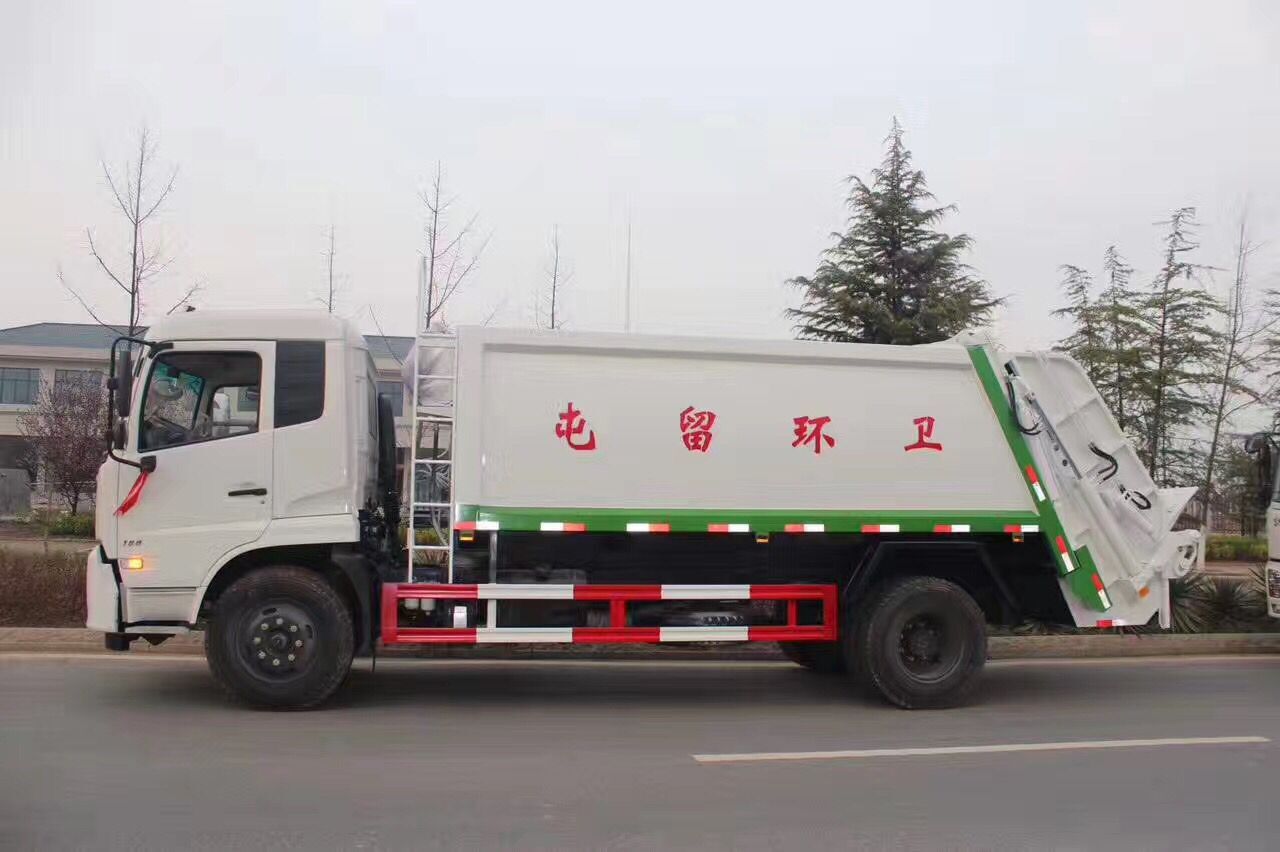压缩垃圾车图片