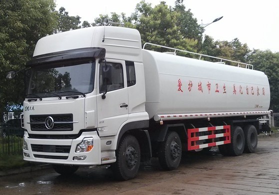 东风天龙前四后八25吨洒水车
