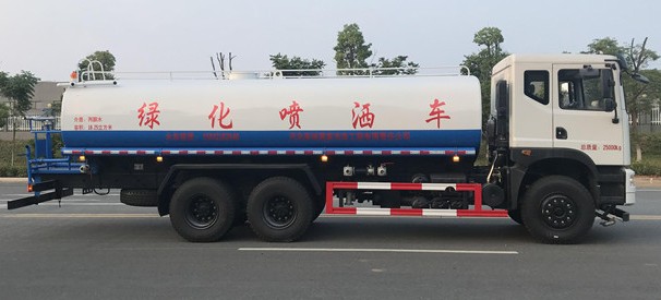 东风T5后双桥20吨洒水车