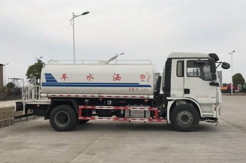 陕汽L3000 12吨洒水车