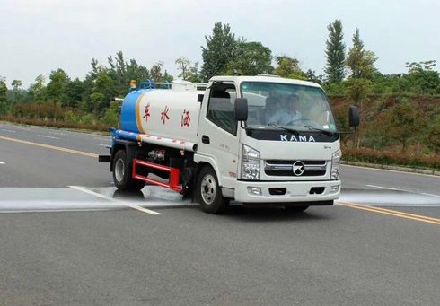 凯马福运来5吨洒水车
