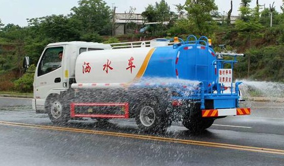 凯马福运来5吨洒水车