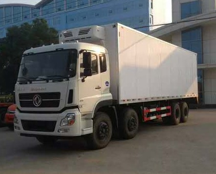 东风天龙前四后八冷藏车