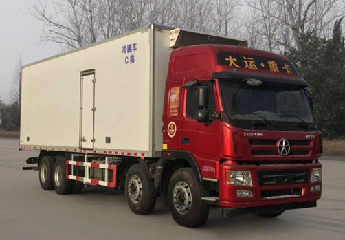 大运9.6米前四后八冷藏车