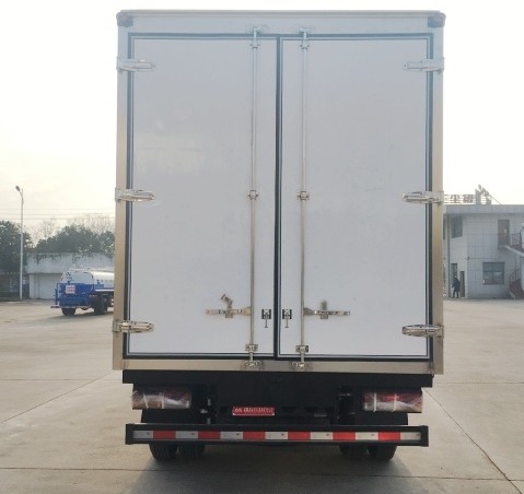 大运奥普力4.2米冷藏车