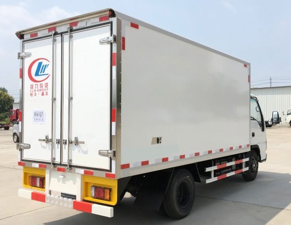 庆铃五十铃100P国五4.2米冷藏车