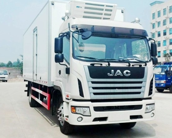 江淮格尔发k6国五7.6米冷藏车