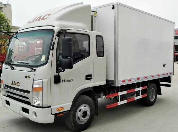 国五江淮帅铃一排半3.7米冷藏车