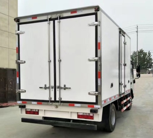 国五江淮帅铃一排半3.7米冷藏车