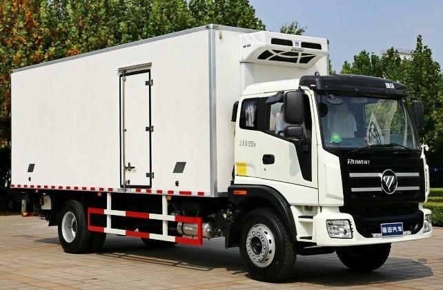 国五福田瑞沃6.8米冷藏车