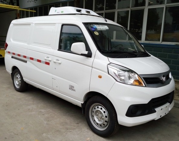 福田伽途V5面包冷藏车
