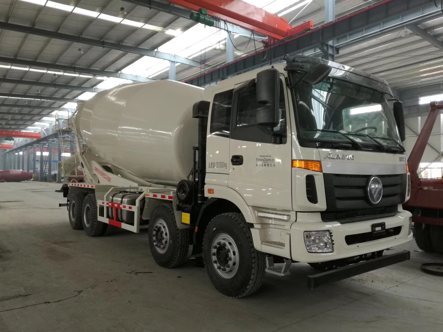 福田欧曼前四后八搅拌车