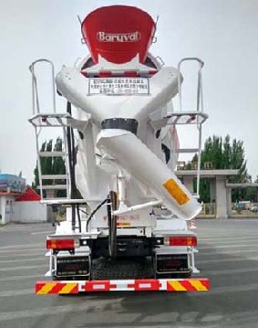 北奔后双桥搅拌车
