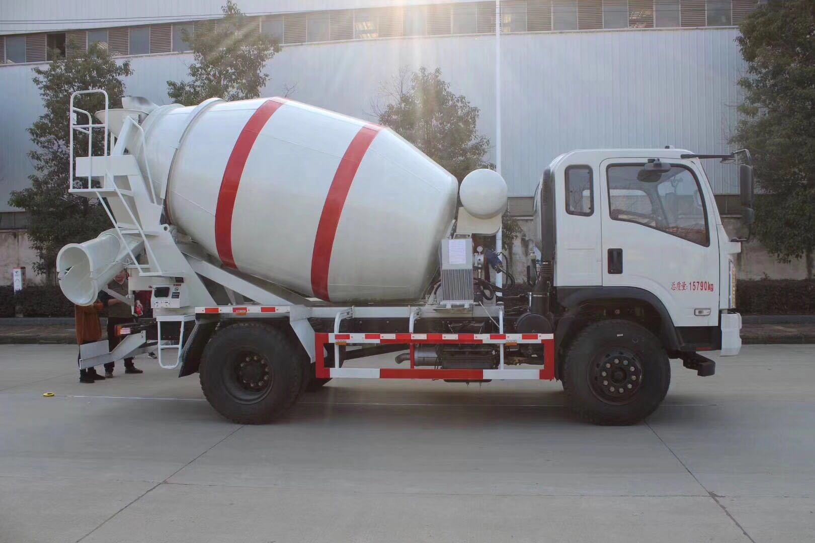 东风劲诺搅拌车