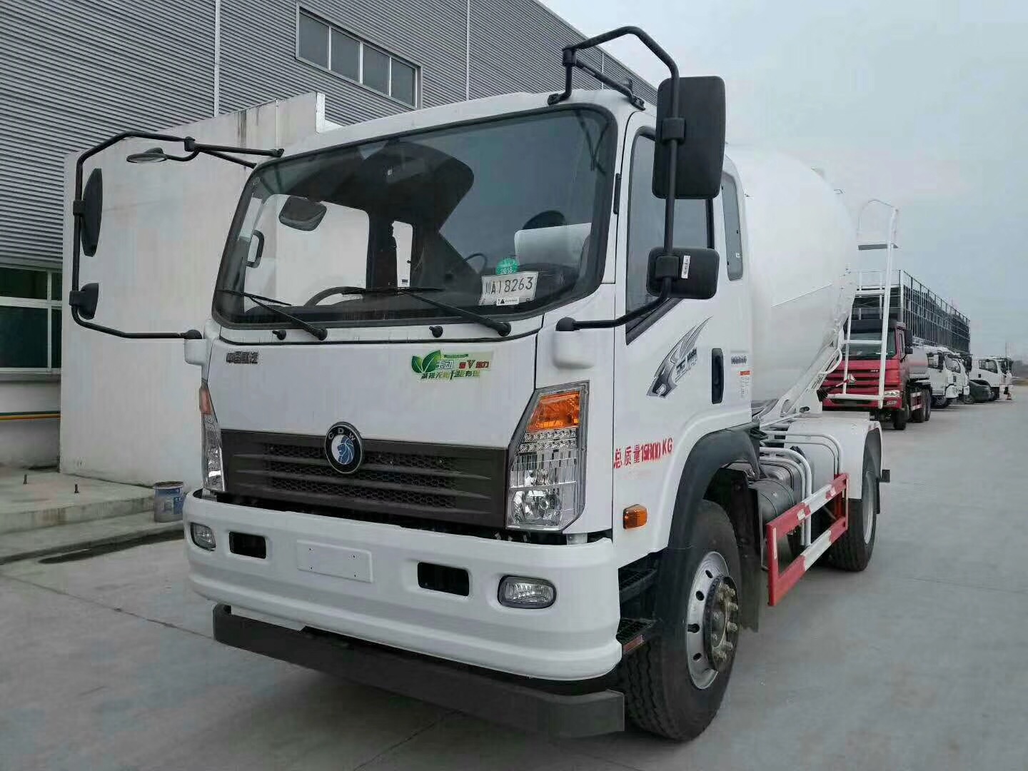重汽王牌搅拌车