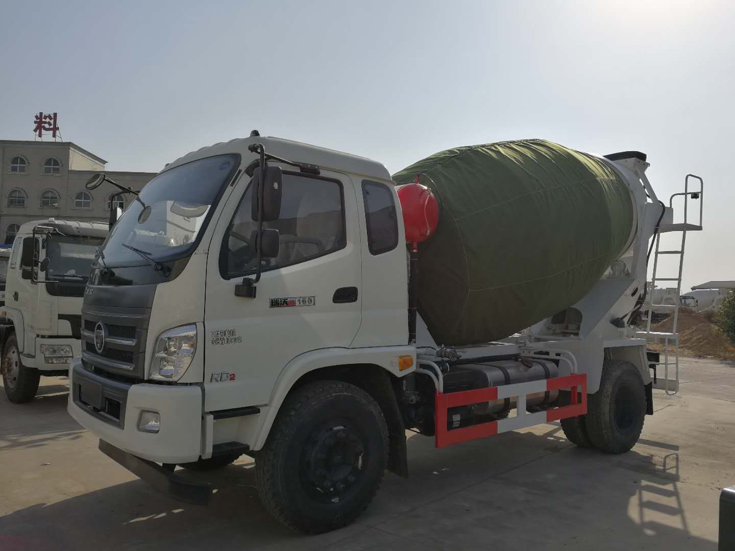 福田瑞沃搅拌车