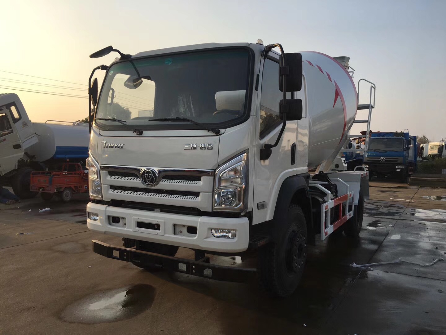 三环创客搅拌车