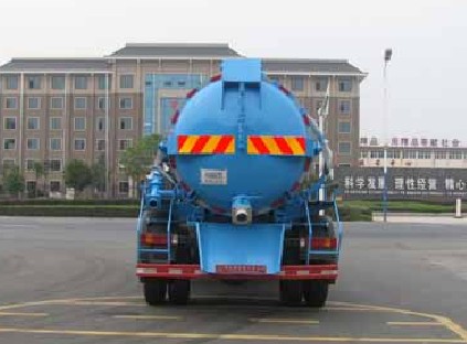 重汽豪沃12方吸污车