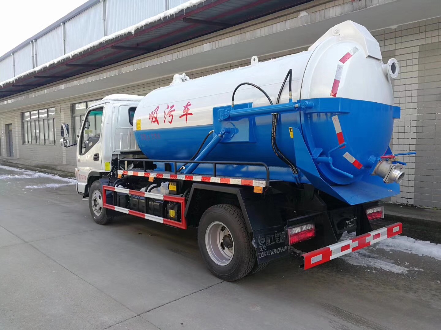 江淮康铃5方吸污车