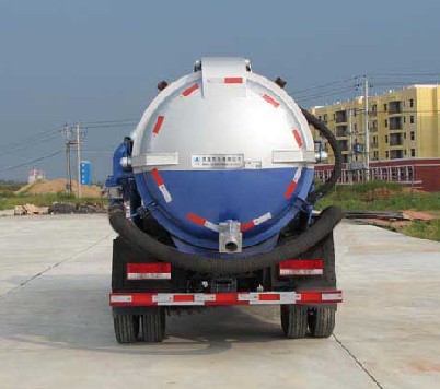东风福瑞卡8方吸污车