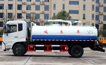东风天锦10-12方吸粪车