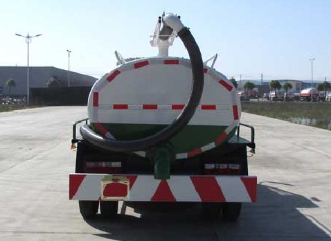 东风多利卡5方吸粪车