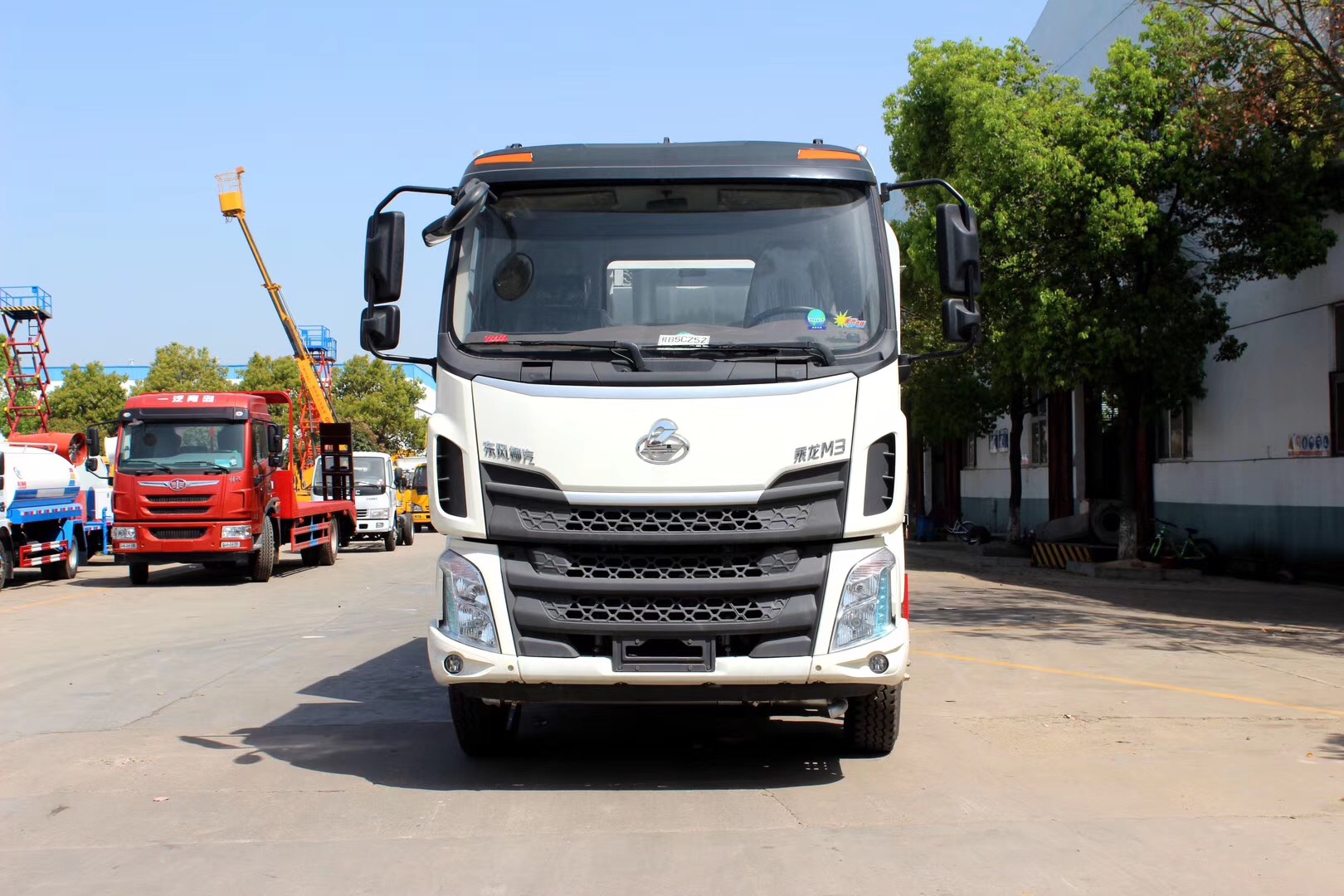 东风柳汽乘龙15方吸粪车