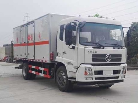 东风天锦6.2米|6.6米|易燃液体厢式运输车