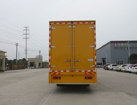 东风天锦100-300KW应急电源车