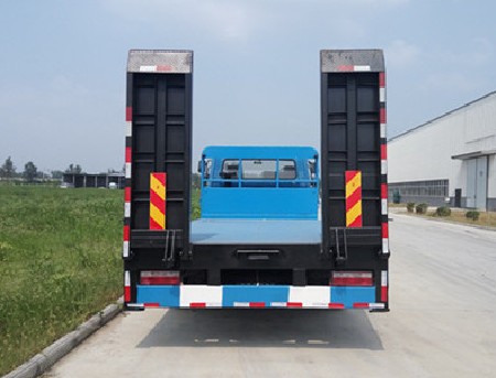 东风145平板运输车