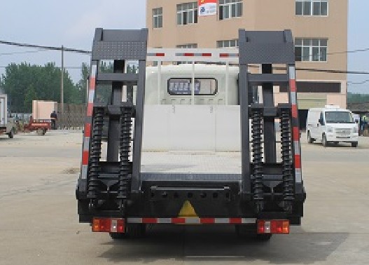 重汽豪沃平板运输车
