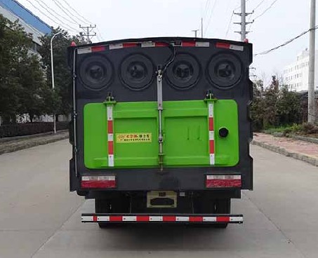 江淮康铃吸尘车