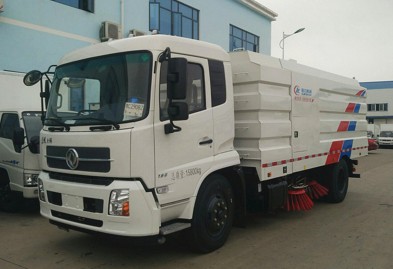 东风天锦扫路车