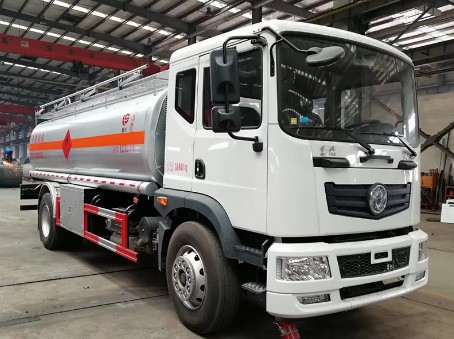 东风T3运油车