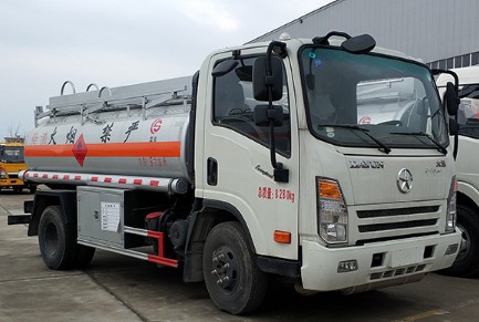 大运小型加油车