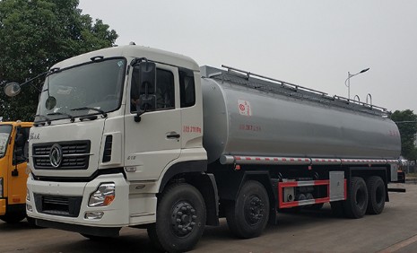 东风天龙前四后八供液车