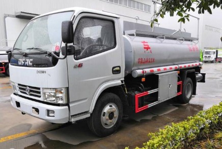 东风多利卡蓝牌供液车