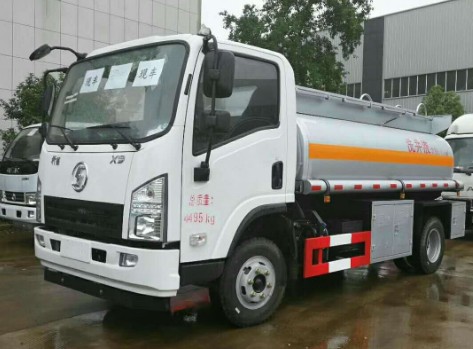 陕汽轩德蓝牌供液车