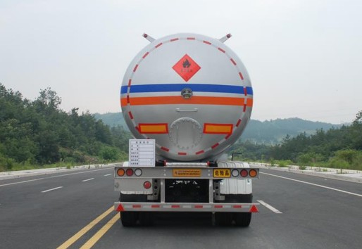 齐星牌液化气罐式运输车