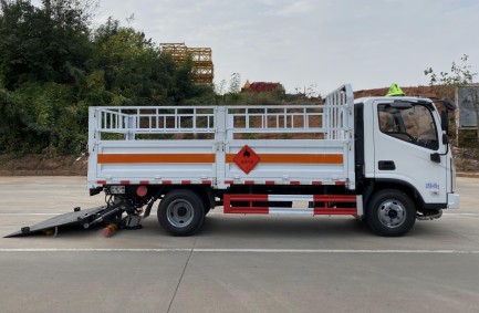 国六福田奥铃4.1米蓝牌气瓶运输车_湖北楚胜汽车