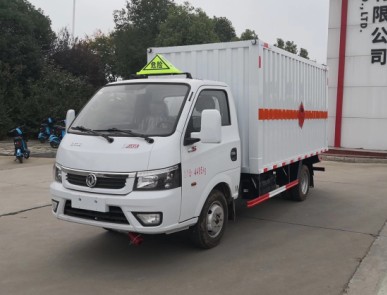 国六东风途逸蓝牌柴油版二类易燃气体厢式车_湖北楚胜汽车